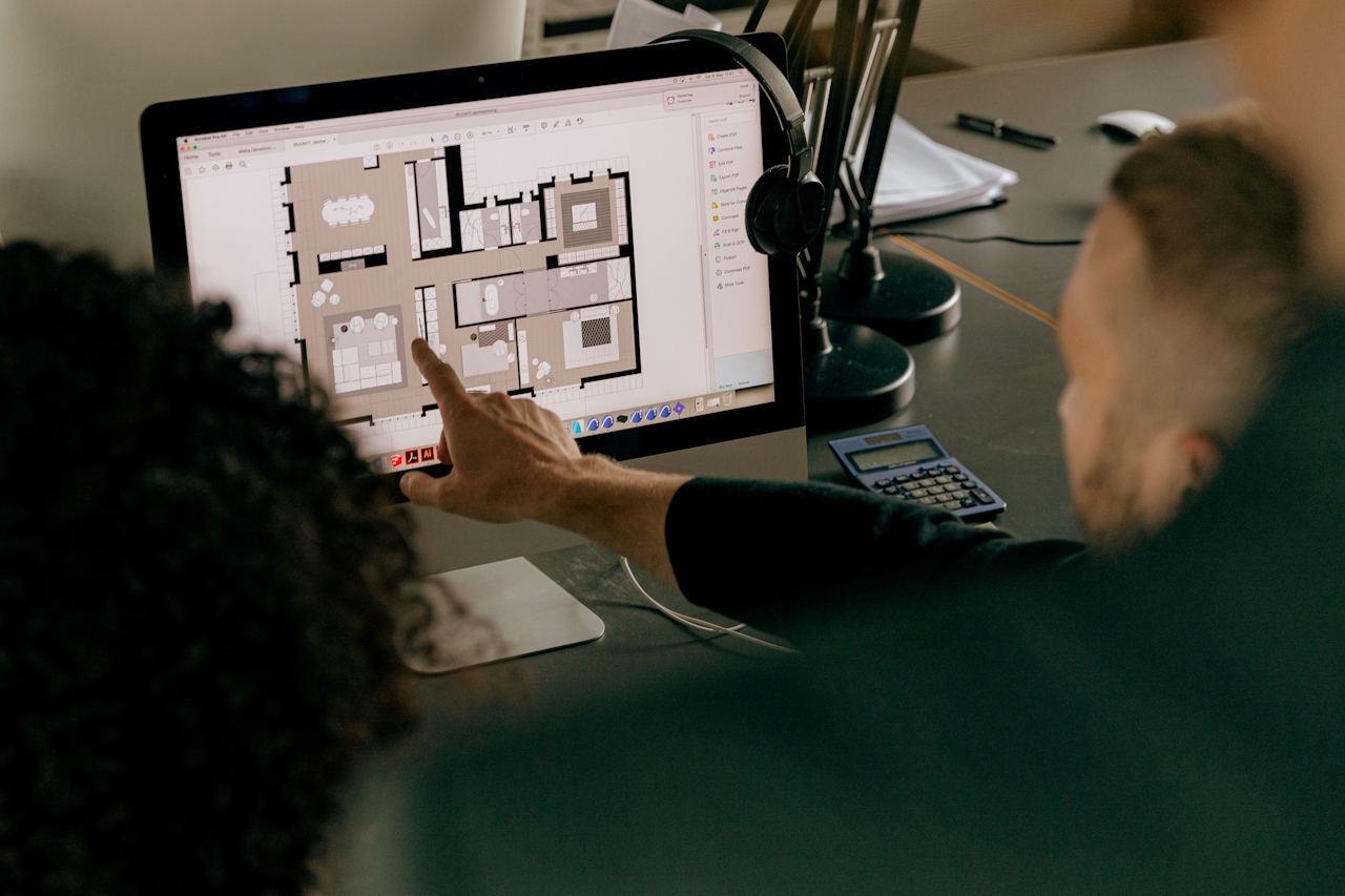 Procurement Intelligence: From Backward-Looking Reports to Forward-Looking Insights